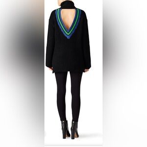 Black and Blue Women's Sweater
